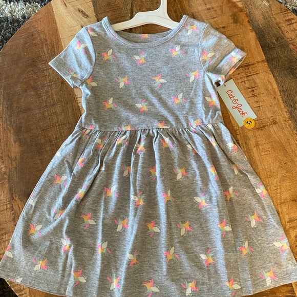 NWT girls size 4T grey dress with unicorns - Picture 4 of 6